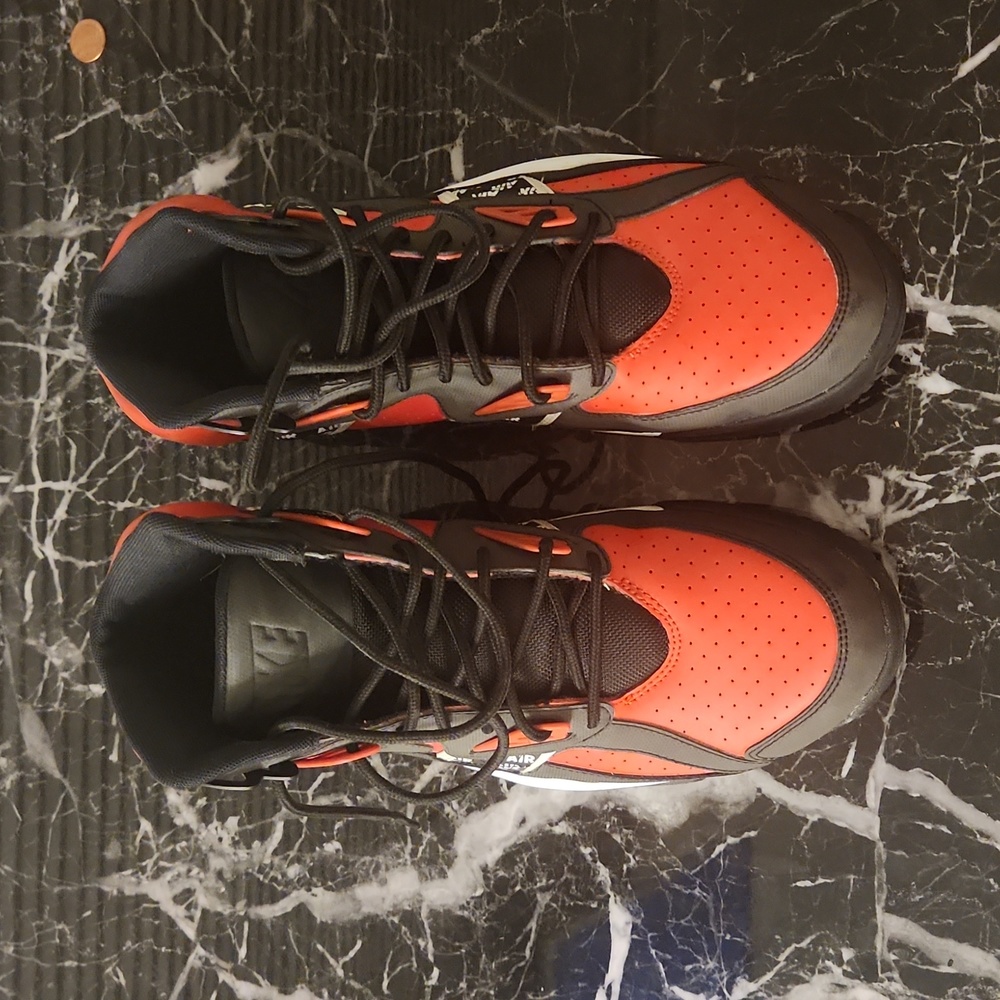 Red & black bo Jackson